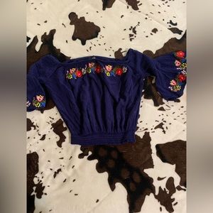 Crop top